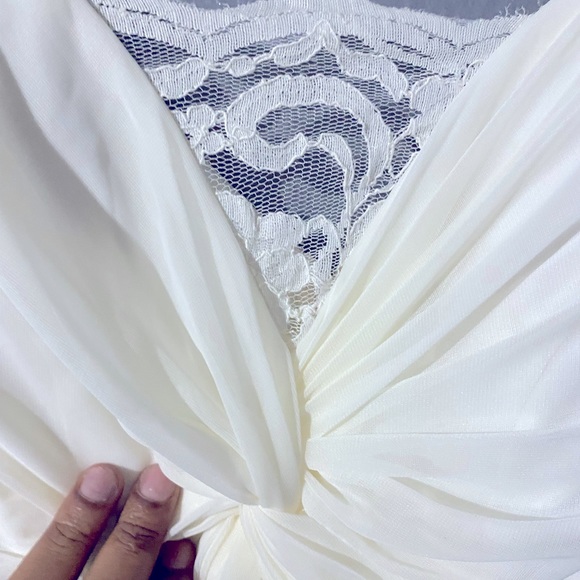 WEDDING / RECEPTION OFF WHITE DRESS - Picture 3 of 12